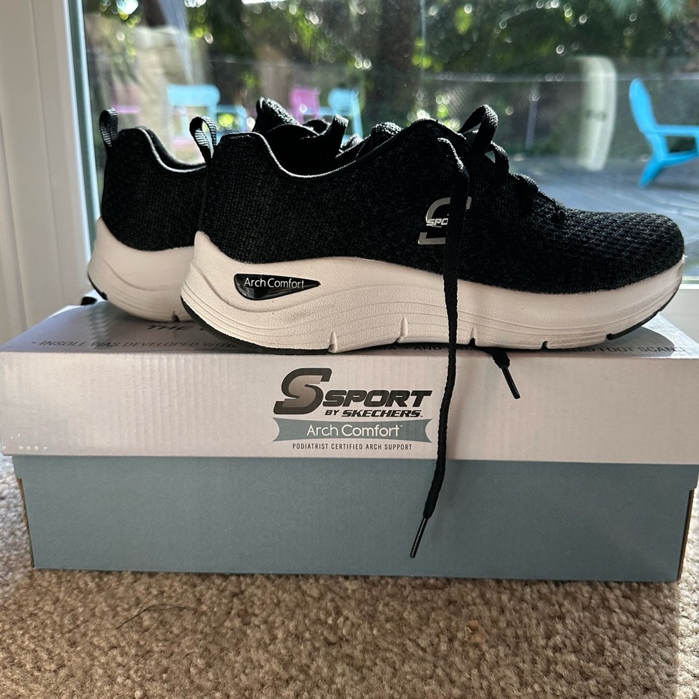 Sport by Skechers: arch comfort